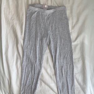 Grey leggings. Super cute and warm!